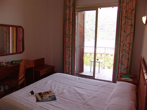 Kalliste Hotel 3*