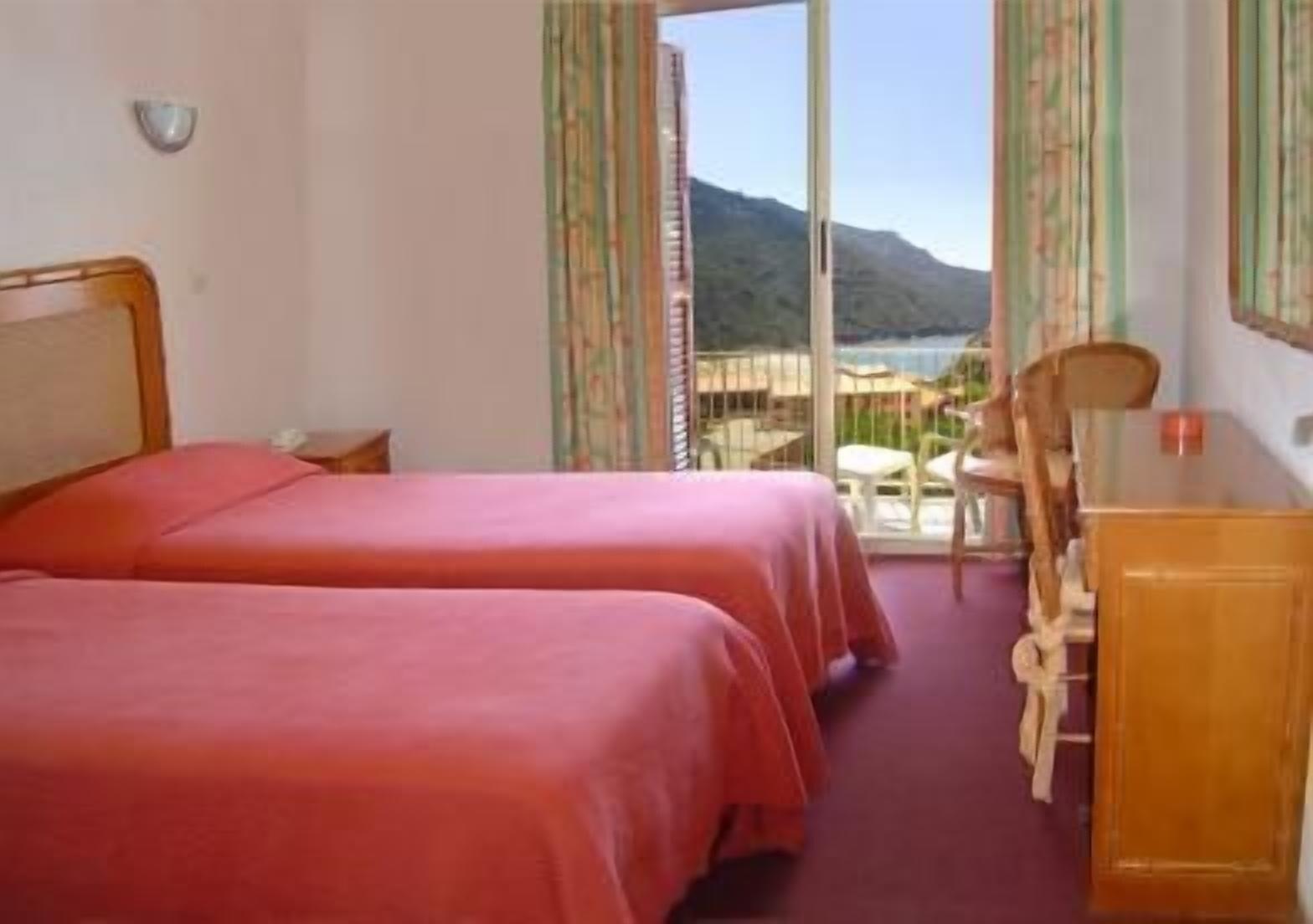 Kalliste Hotel 3*